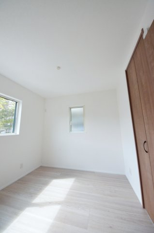 砂走の洋室|全居室収納スペース有、お部屋が広く綺麗に使えます