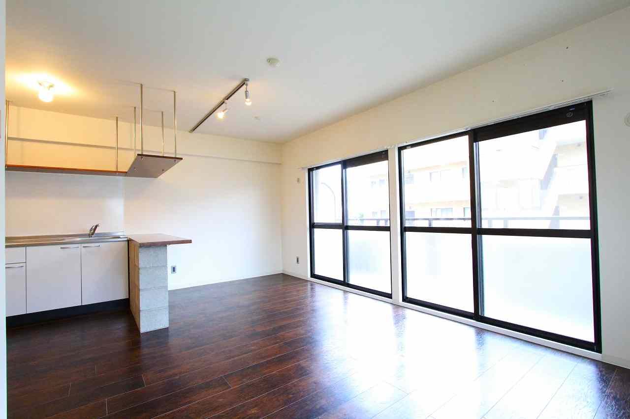 第２アンドービルの居間・リビング