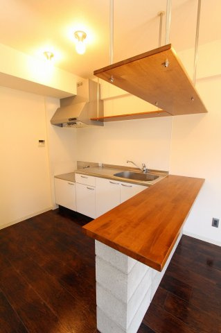 第２アンドービルのキッチン