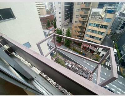 【バルコニー】 | 駒形武蔵野マンション | 暖かな日差しのふりそそぐバルコニー