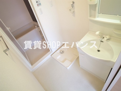 【洗面所】 | ソフィア・コート津田沼 | 使いやすい洗面所です