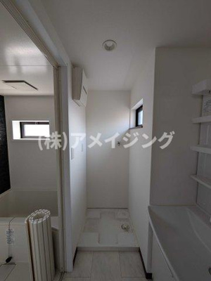 【洗面所】 | ERコート堀池町 | 室内洗濯機置き場です。