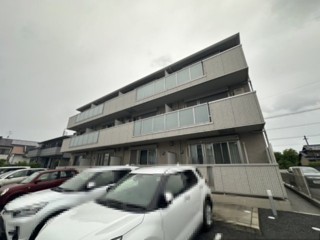 エクセレンス東梅坪の外観