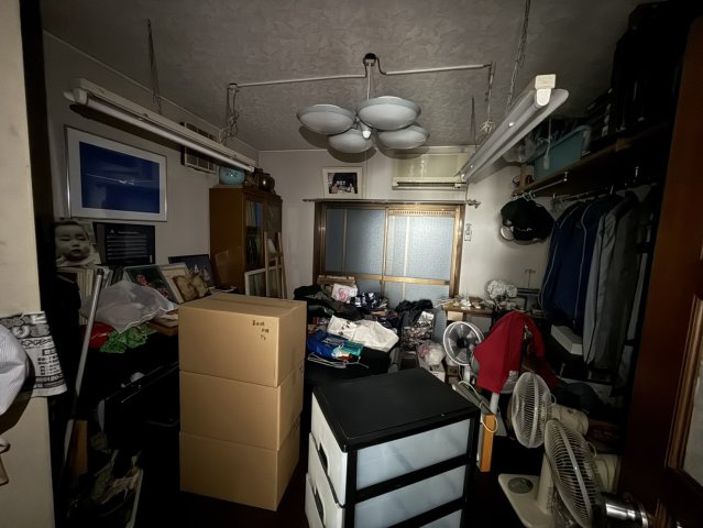 豊中市刀根山六丁目戸建の洋室|１階の洋室！ミニキッチンついてます！