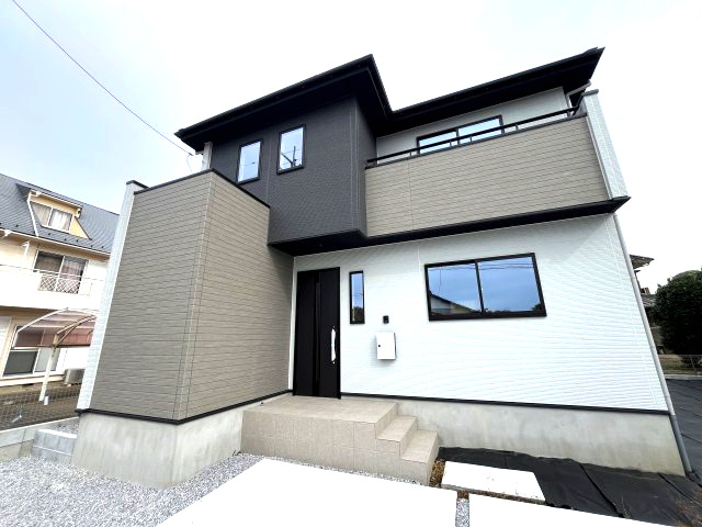 所沢市中富　新築戸建ての外観|顔つきの良い外観です