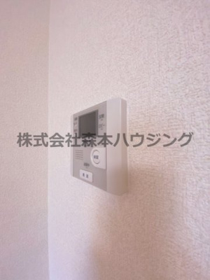 【セキュリティ】 | 　リヴェール香里園 | TVモニターフォンで安心です