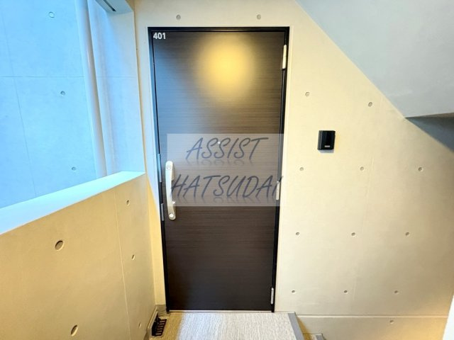 ＤＯＬＣＩ中野富士見町の玄関