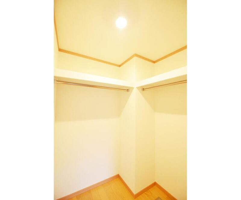 狛江市猪方２丁目のアパートの収納