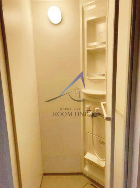 ＲＥＧＩＡの浴室|シャワールームです。