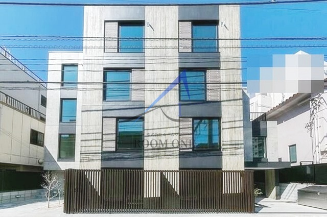 ＬＥＧＡＬＡＮＤ目白駅前