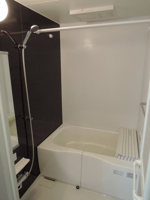 ＡＸＩＳ高田馬場の浴室|★追焚と浴室乾燥機付きバス★