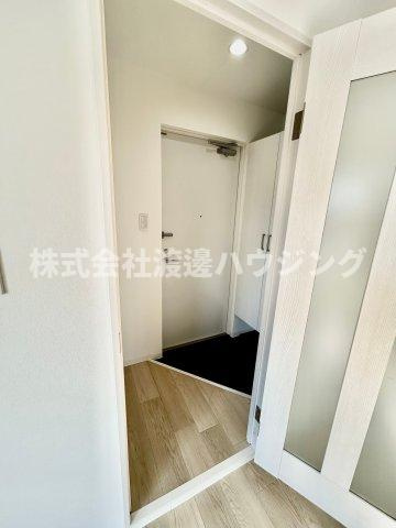 フェリオ江坂の玄関