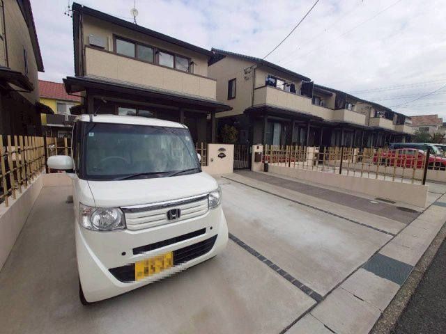ビショウの駐車場
