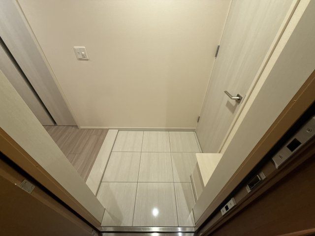 姫路ザ・レジデンスの玄関