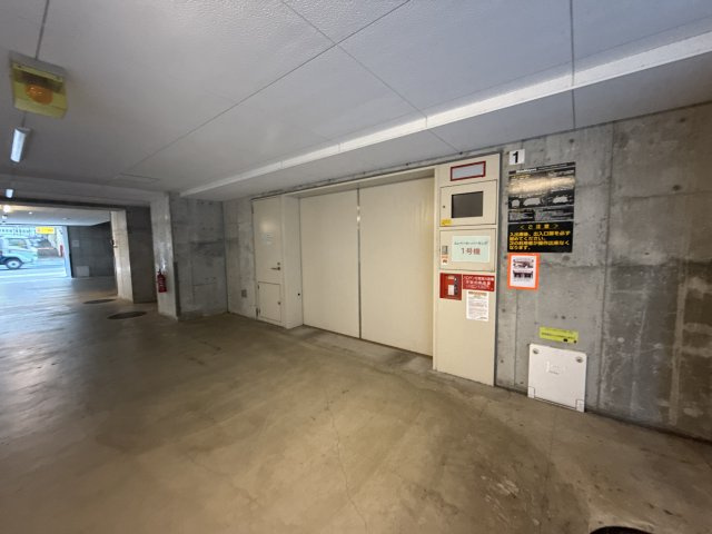 姫路ザ・レジデンスの駐車場