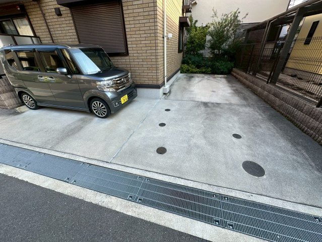 クラヴィエの駐車場