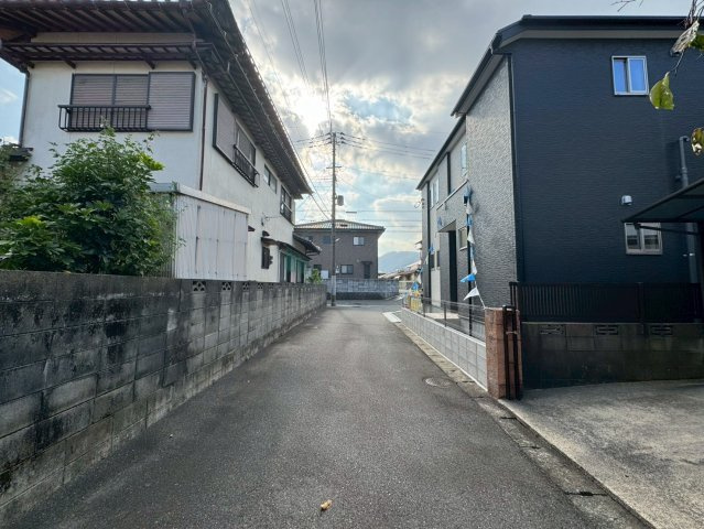 ーBloomーブルームー小倉南区東貫1丁目1期　【小倉南区　新築戸建て】の前面道路含む現地写真|現地撮影　2025,11,14　ーBloomーブルームー小倉南区東貫1丁目1期　【小倉南区　新築戸建て】