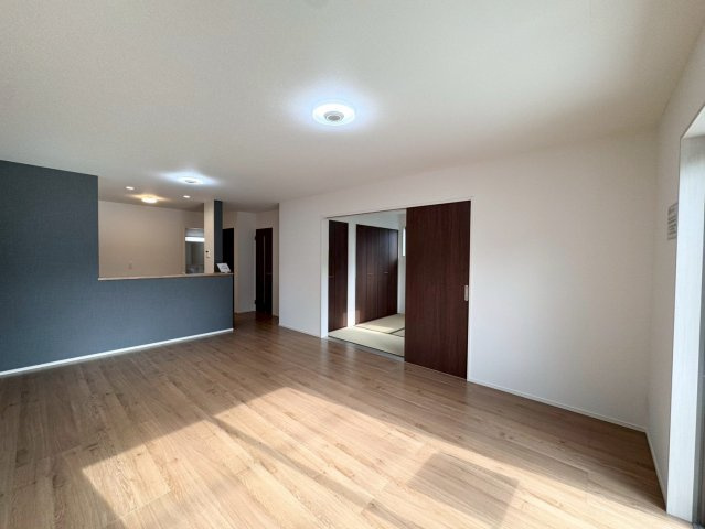 【居間・リビング】の画像