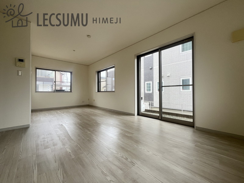姫路市北原／中古戸建の居間・リビング
