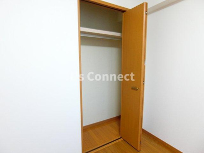 【収納】 | グリシーヌ・Ｓ | クローゼットでお荷物もすっきり収納。