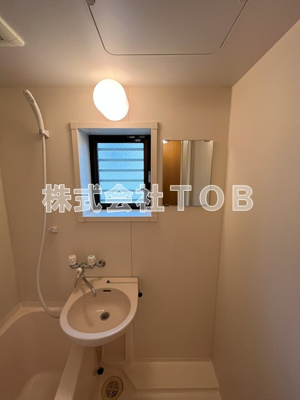 【洗面所】 | ヴィラシャルマン