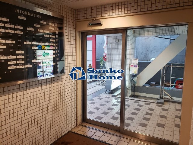 ライオンズマンション白山駅前のエントランス