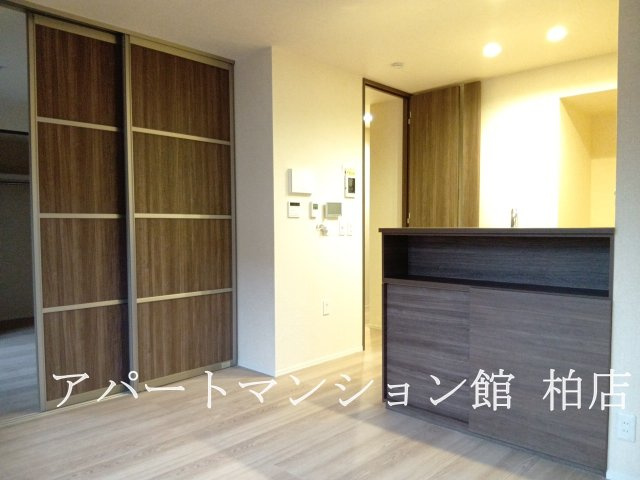 カミーノ コモド Camino Comodoの居間・リビング