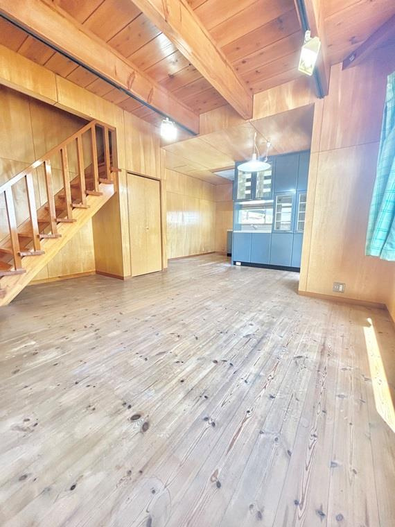 北野町字二番訳戸建の居間・リビング