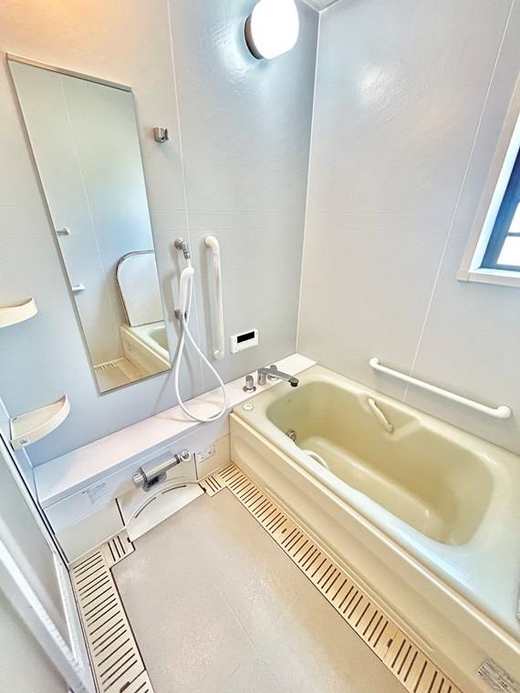 北野町字二番訳戸建の浴室