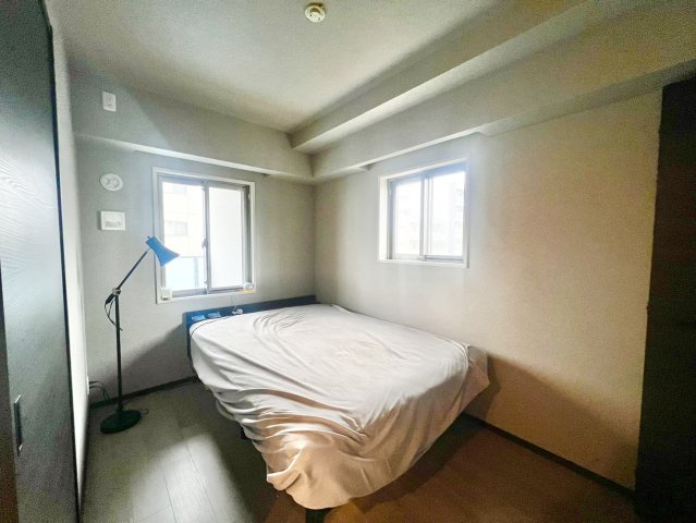 プレサンスロジェ高岳東桜の洋室