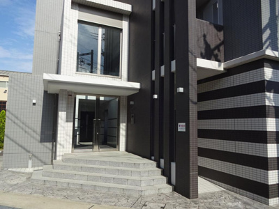 【エントランス】 | カンナビーノ