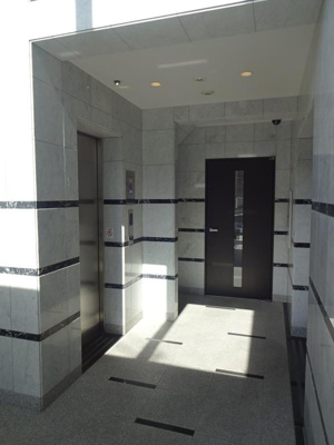 【エントランス】 | カンナビーノ