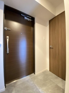 【玄関】スプランディッド大須門前町