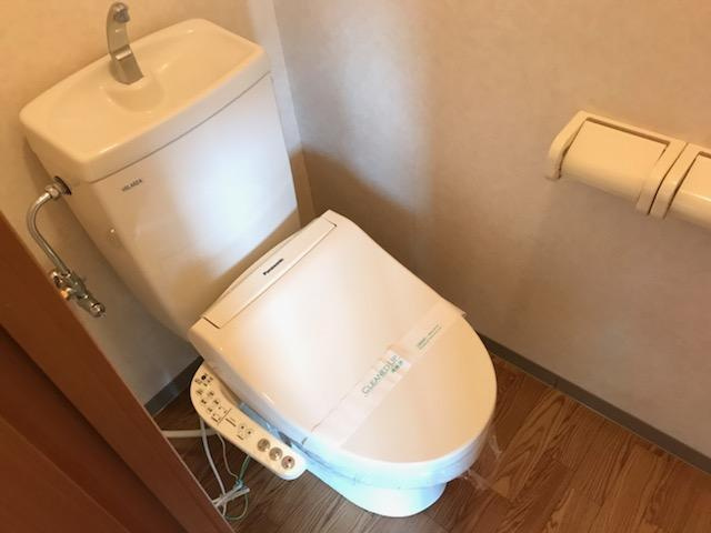 サンテームＹのトイレ|シャワー付トイレ