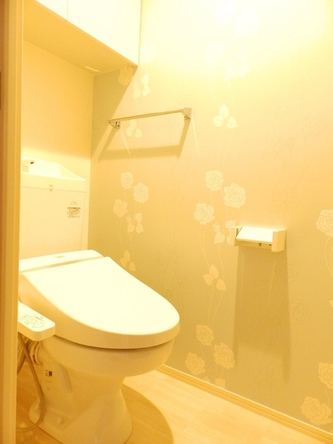 ソレイユ　シャトーのトイレ|温水洗浄暖房便座