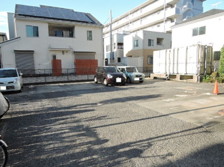 敷地内駐車場　要空き確認