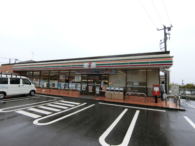 セブンイレブン戸室１丁目店まで４５０ｍ