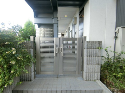 【エントランス】 | リブリ・陣屋