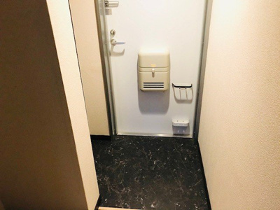 【玄関】 | レオネクストルーエ