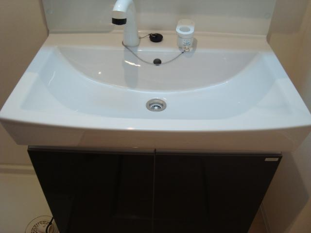 カーサブリランテ櫛原の洗面所|洗髪洗面化粧台