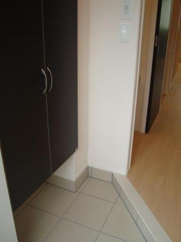 カーサブリランテ櫛原の玄関|玄関