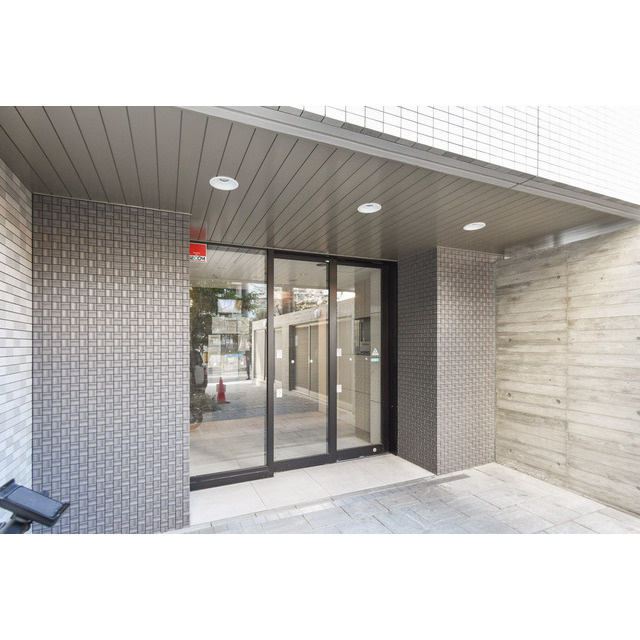 エスリード新栄プライムのエントランス