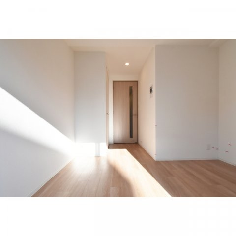 エスリード京橋桜ノ宮公園の居間・リビング