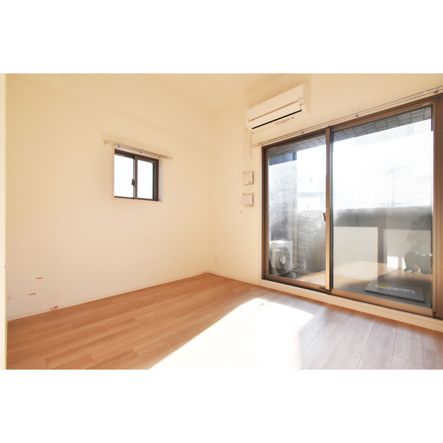 エスリード京橋桜ノ宮公園の居間・リビング