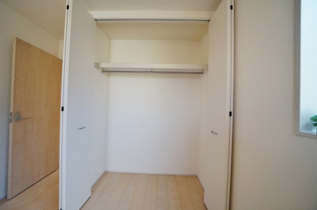 【横浜市瀬谷区瀬谷6丁目18-12全2棟新築戸建て】★仲介手数料無料★（大門小学校・瀬谷中学校）の収納