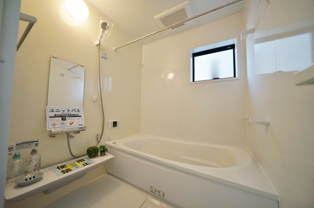 【横浜市瀬谷区瀬谷6丁目18-12全2棟新築戸建て】★仲介手数料無料★（大門小学校・瀬谷中学校）の浴室