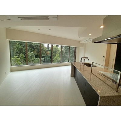 【居間・リビング】 | ザ・パークハウス三田タワー