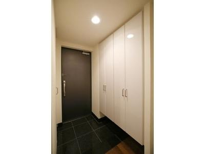 【玄関】 | ミリアレジデンス乃木坂