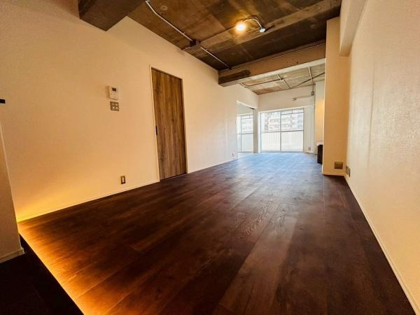 【居間・リビング】 | ターミナルマンション朝日プラザ堺　中古マンション