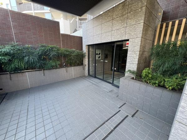 【エントランス】 | BELISTAあざみ野